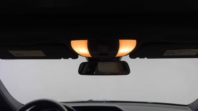 Used 2010 Mercedes-Benz E 350 Sedan image 16