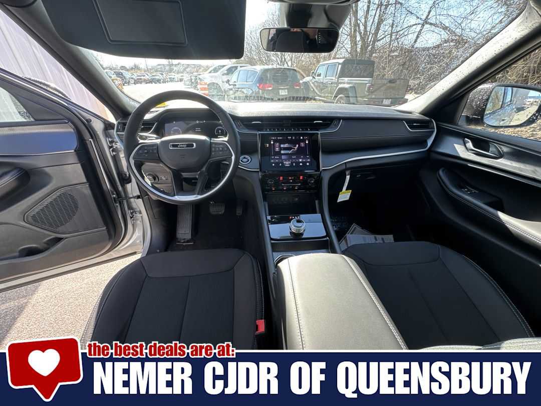 New 2026 Jeep Grand Cherokee Laredo X AWD/4WD image 20
