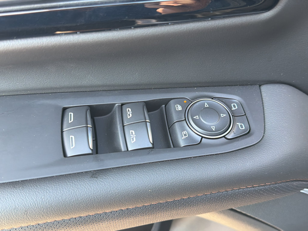 New 2026 Chevrolet Suburban High Country AWD/4WD image 12