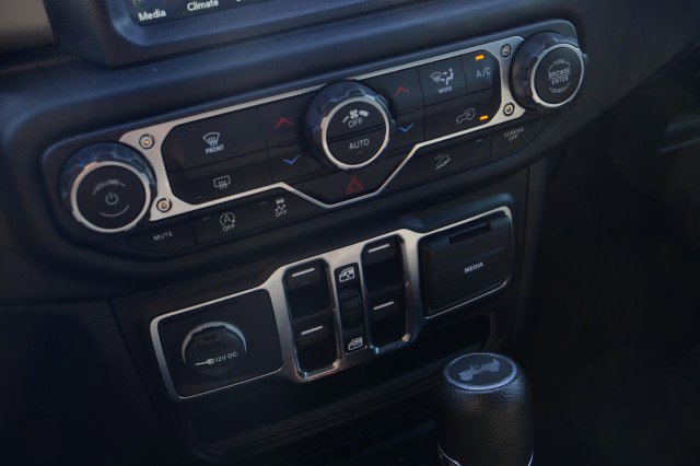 Used 2021 Jeep Wrangler Unlimited Sport w/ Sun And Sound Package image 36