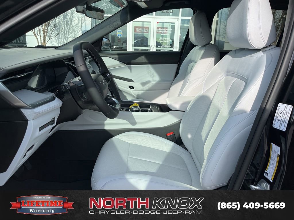 New 2026 Jeep Cherokee Laredo image 3