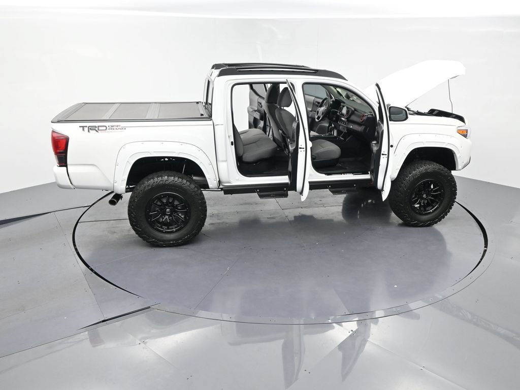 Used 2022 Toyota Tacoma SR AWD/4WD image 26