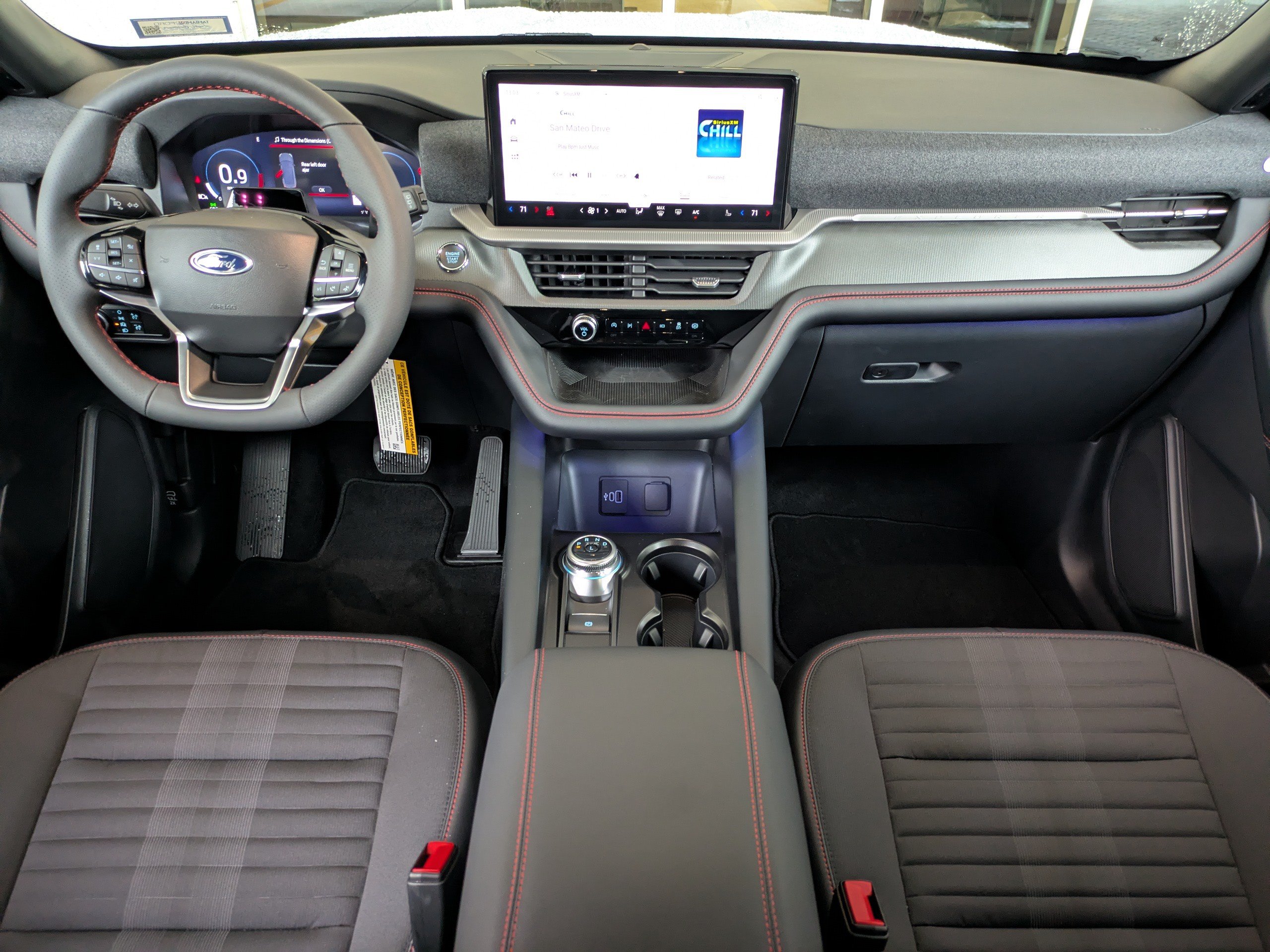 Certified 2026 Ford Explorer ST-Line w/ ST-Line Street Pack RWD image 17