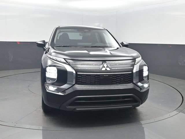 New 2026 Mitsubishi Outlander ES FWD image 35