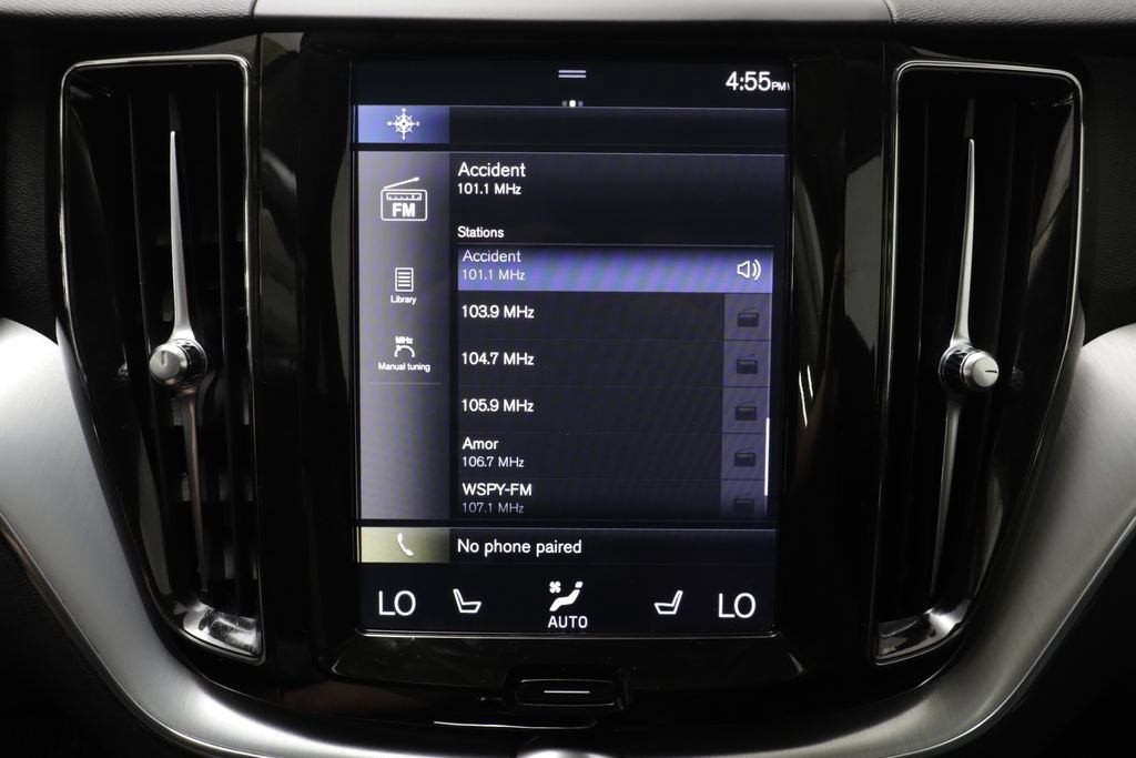 Used 2019 Volvo XC60 T5 Momentum w/ Advanced Package AWD/4WD image 10
