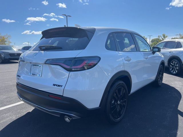 New 2026 Honda HR-V Sport image 3