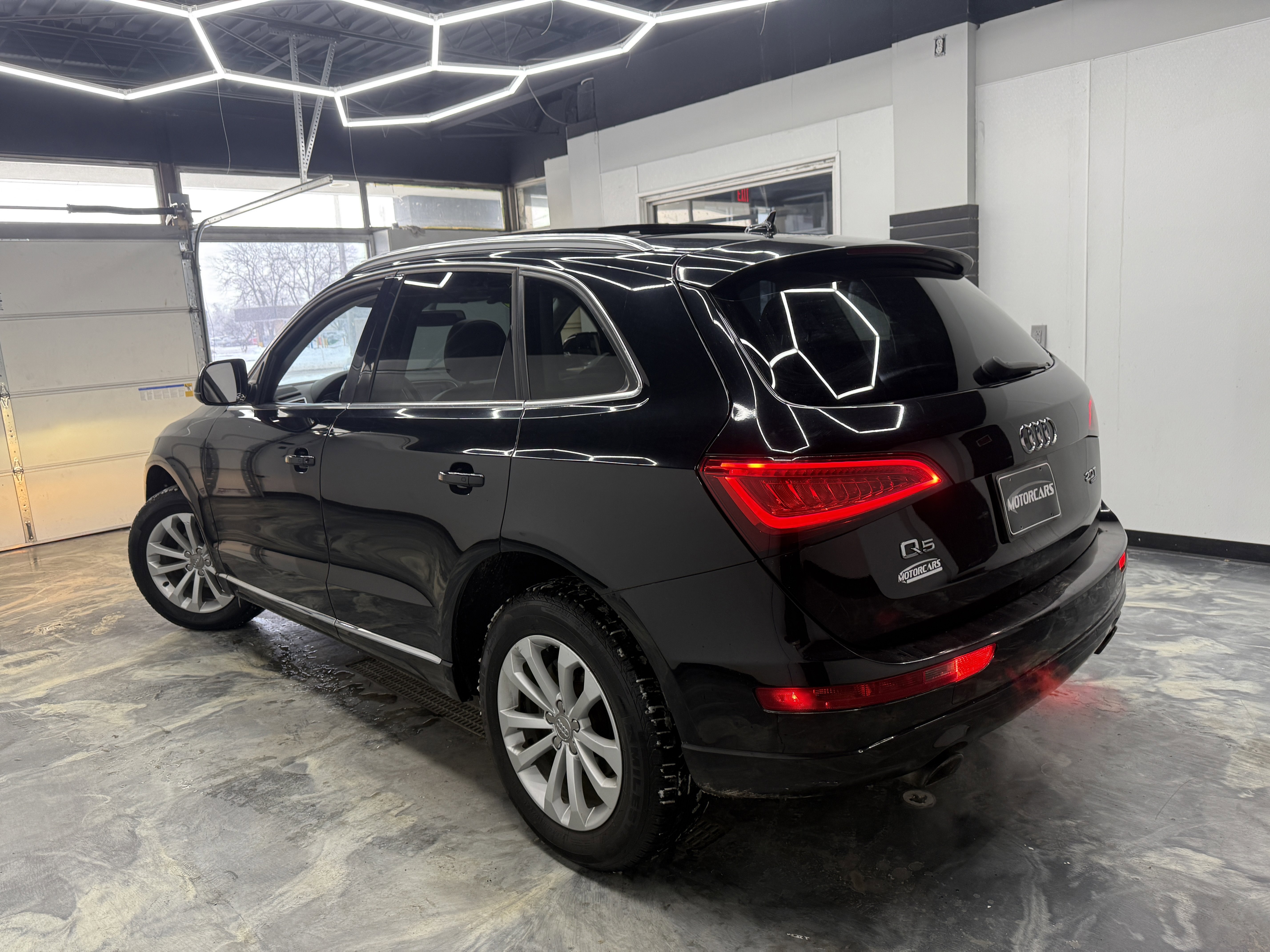 Used 2014 Audi Q5 2.0T Premium w/ Lighting Package image 3