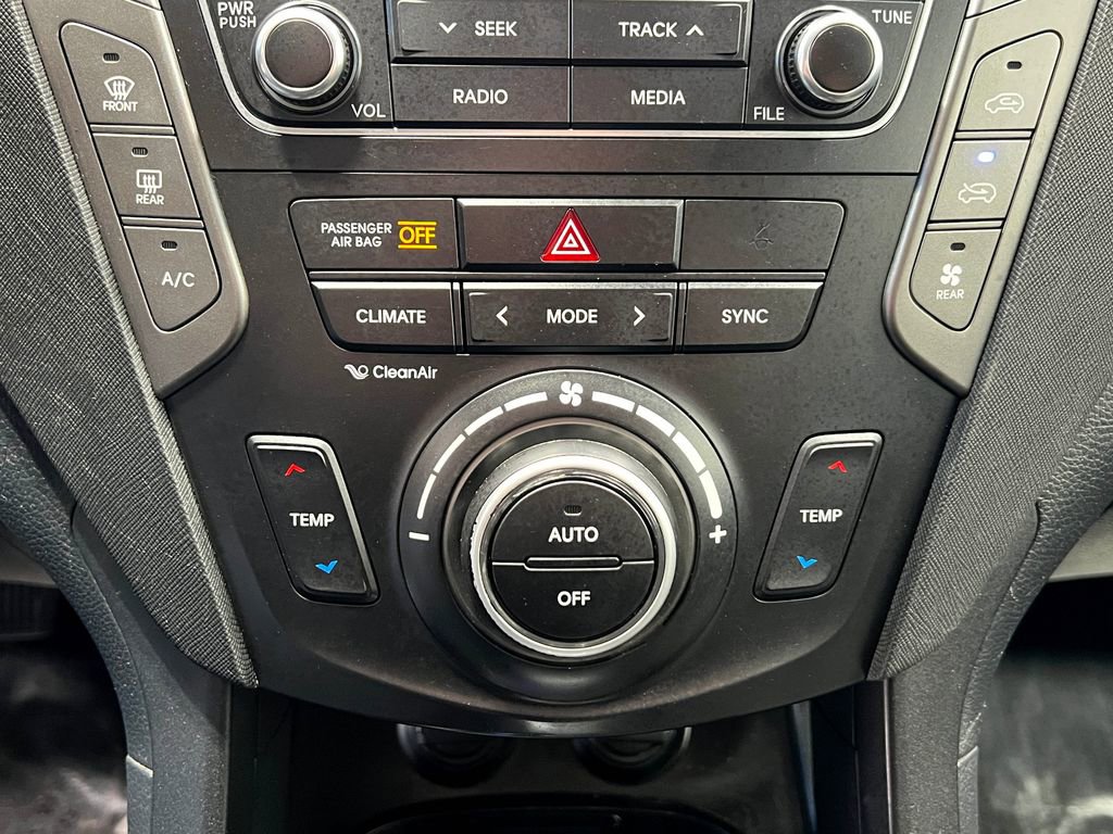 Used 2017 Hyundai Santa Fe Limited w/ Cargo Package AWD/4WD image 24