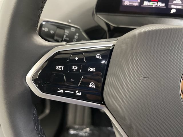New 2026 Volkswagen ID.4 Pro AWD/4WD image 16