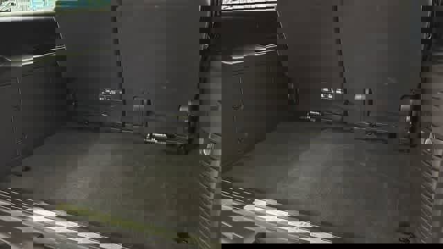 Used 2014 Cadillac Escalade ESV Platinum image 33