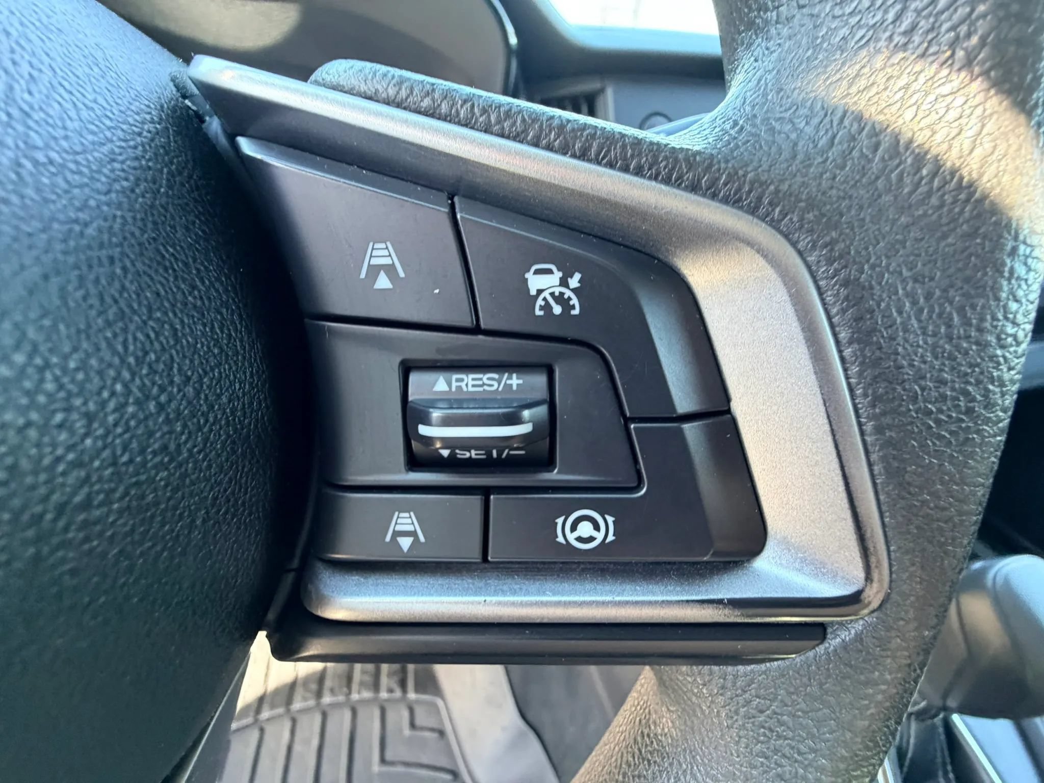 Used 2020 Subaru Outback AWD/4WD image 15