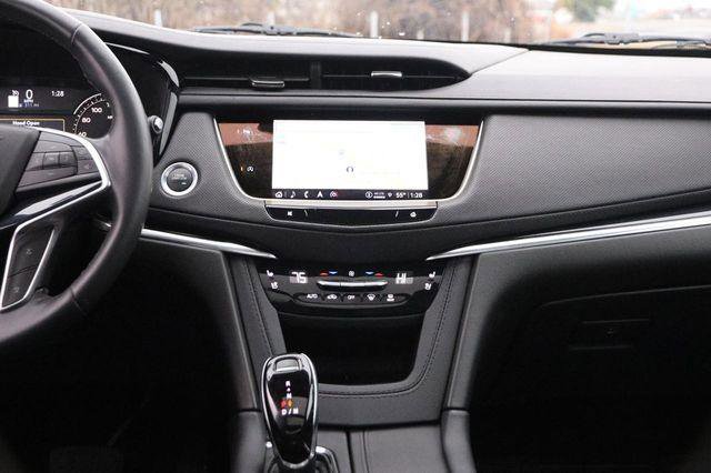 Used 2024 Cadillac XT5 Premium Luxury image 24