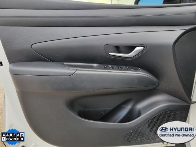 Used 2025 Hyundai Tucson SE AWD/4WD image 15