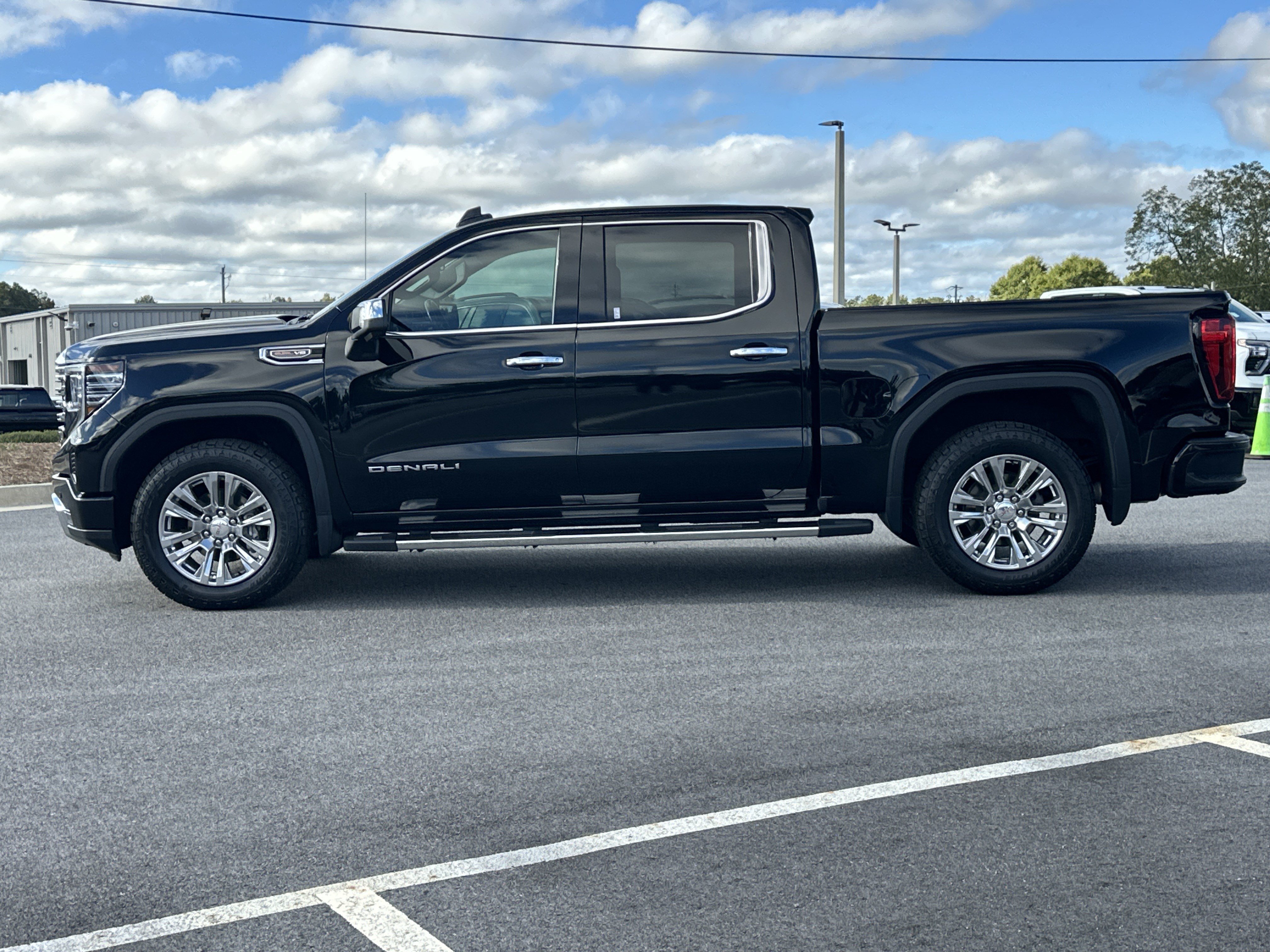 Certified 2022 GMC Sierra 1500 Denali AWD/4WD image 10