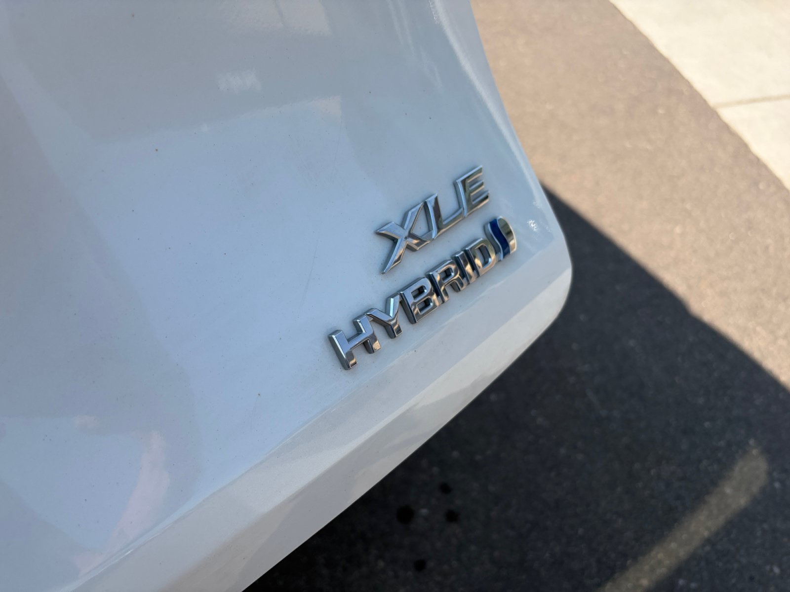 Used 2022 Toyota Sienna XLE FWD image 23