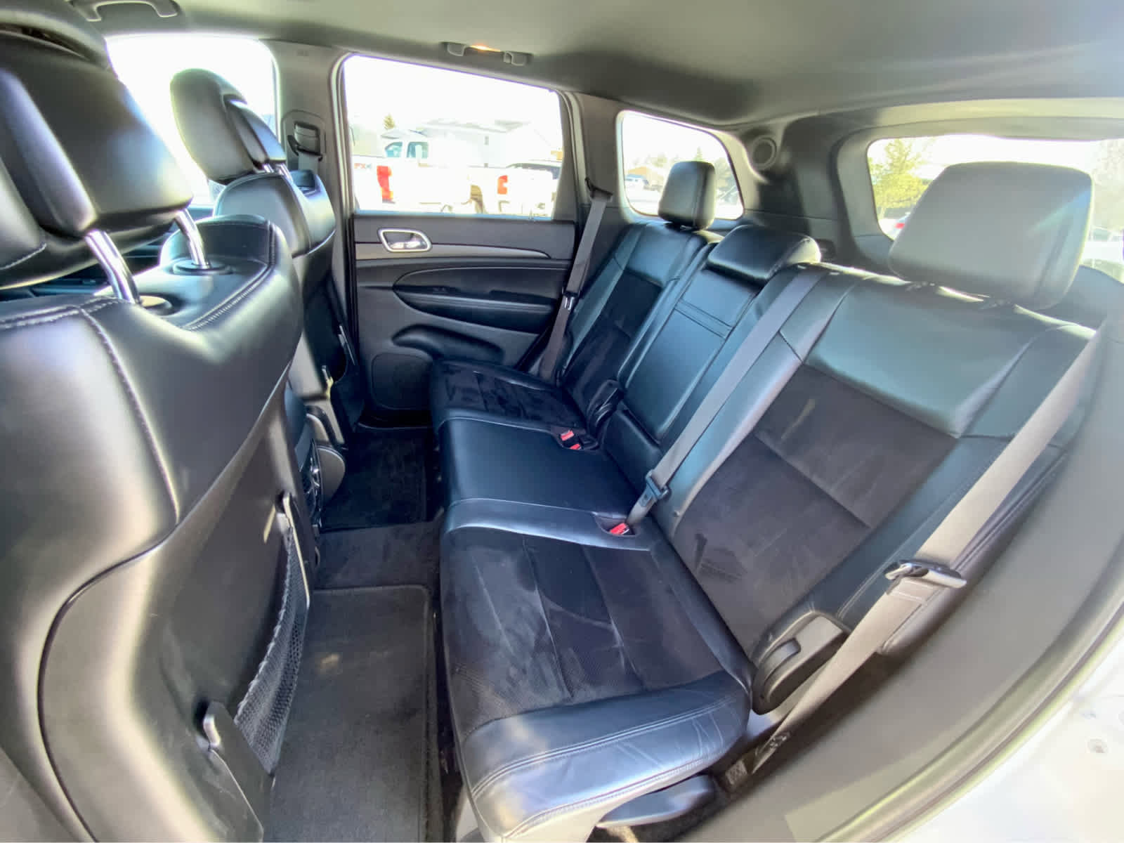 Used 2015 Jeep Grand Cherokee Altitude image 25