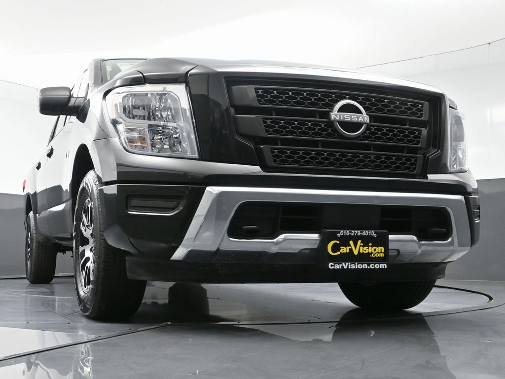 Used 2023 Nissan Titan SV image 48