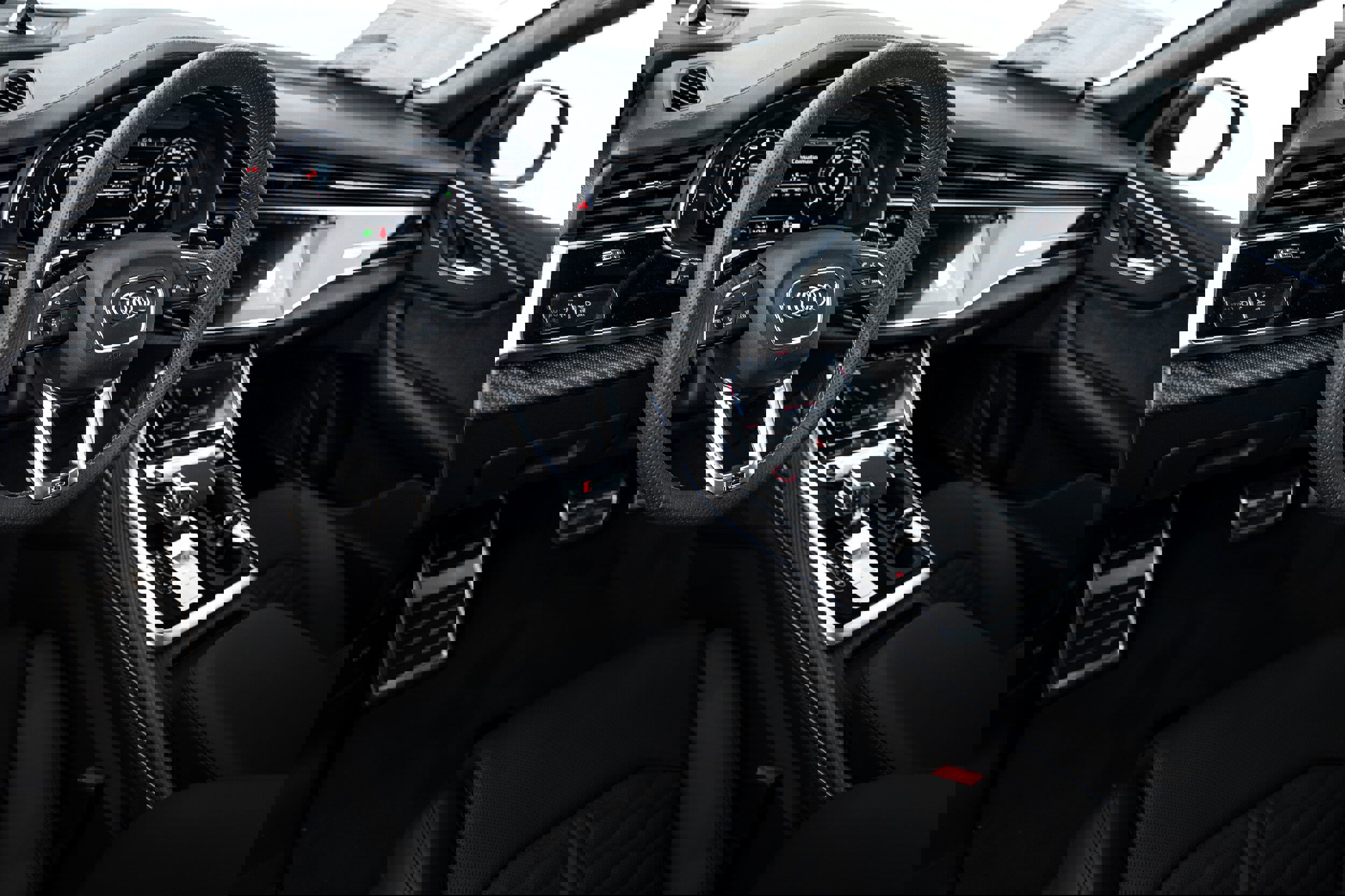 New 2026 Audi RS Q8 performance image 8