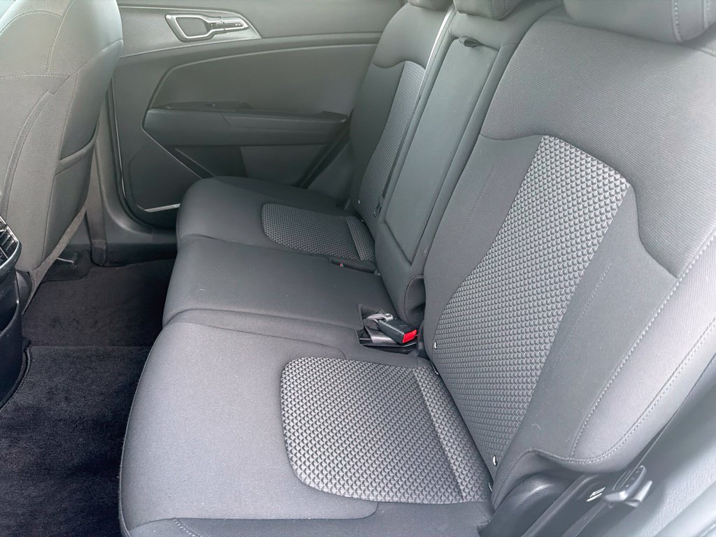 Used 2023 Kia Sportage LX AWD/4WD image 18