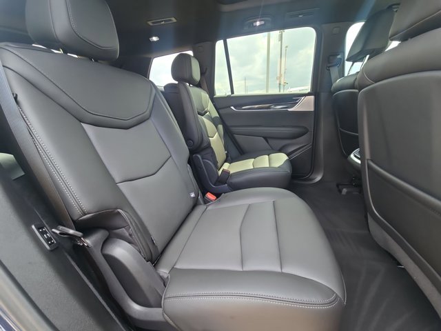 Used 2024 Cadillac XT6 Premium Luxury AWD/4WD image 21