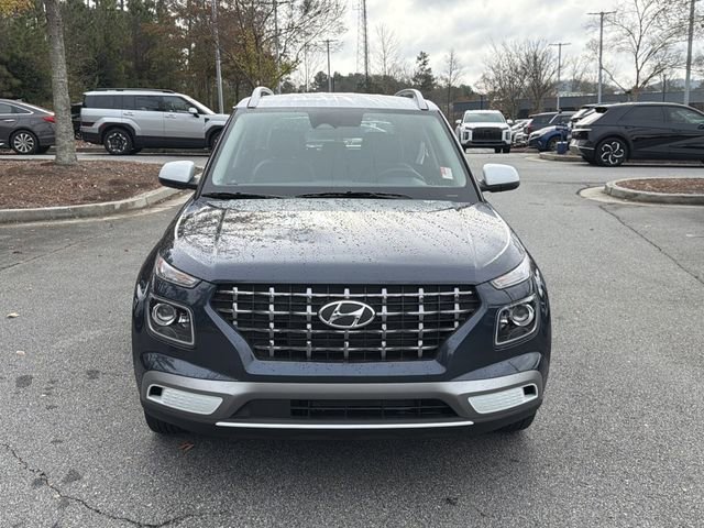 Used 2025 Hyundai Venue Limited FWD image 2