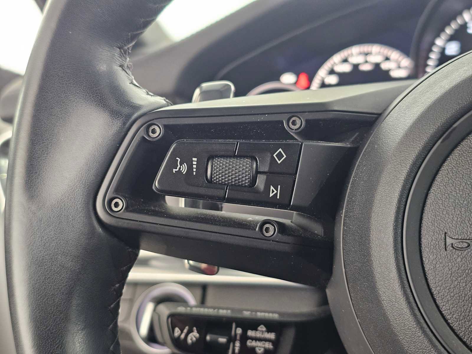 Used 2023 Porsche Panamera Platinum Edition image 27