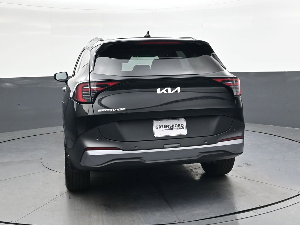 Used 2026 Kia Sportage EX w/ EX Panorama Roof Package image 5