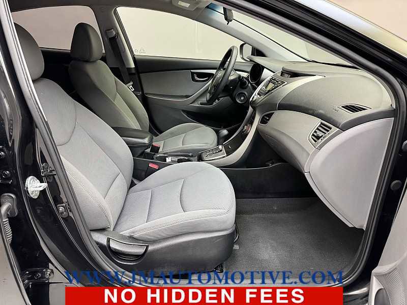 Used 2013 Hyundai Elantra GLS w/ Preferred Pkg FWD image 19