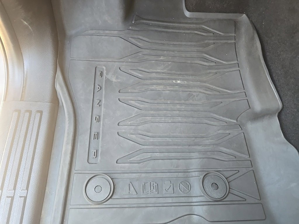 Used 2023 Ford Ranger Lariat w/ Tremor Off-Road Package image 14