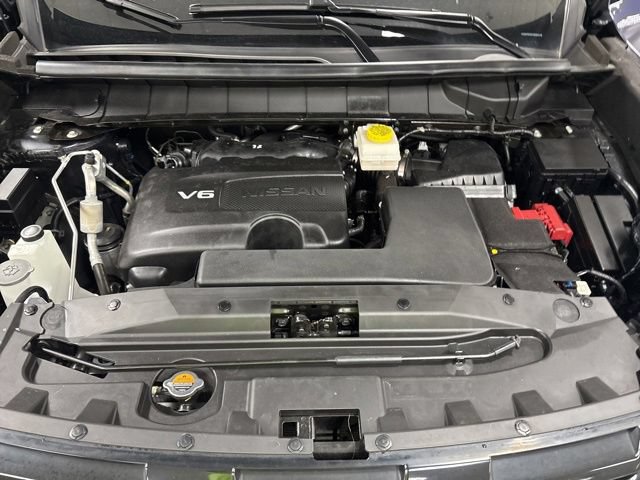 Used 2023 Nissan Pathfinder SL AWD/4WD image 29