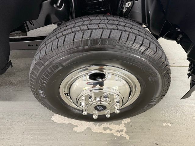 New 2026 Ford F350 XL w/ XL Chrome Package image 5