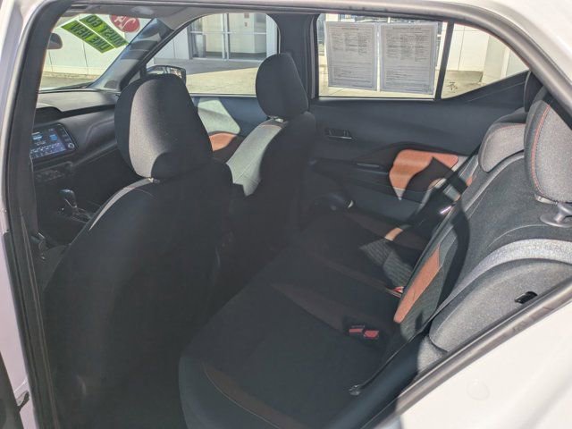 Used 2024 Nissan Kicks SR image 15