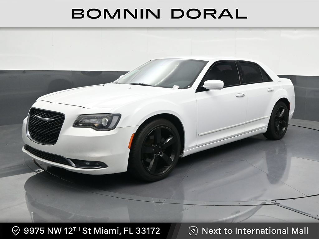 Used 2020 Chrysler 300 S RWD image 1