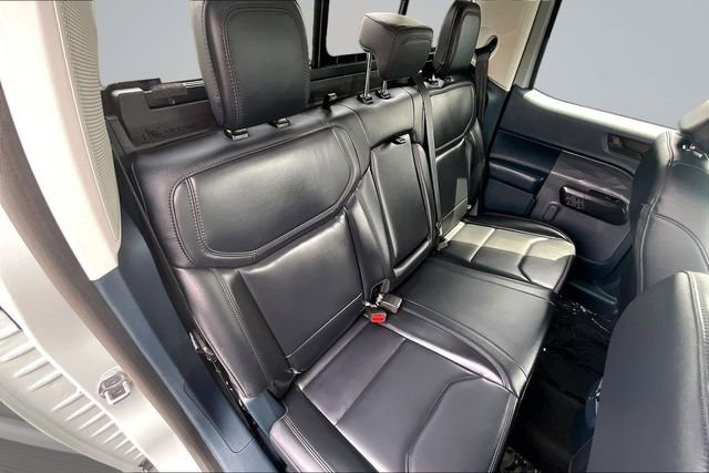 Used 2024 Ford Maverick Lariat w/ Black Appearance Package FWD image 28