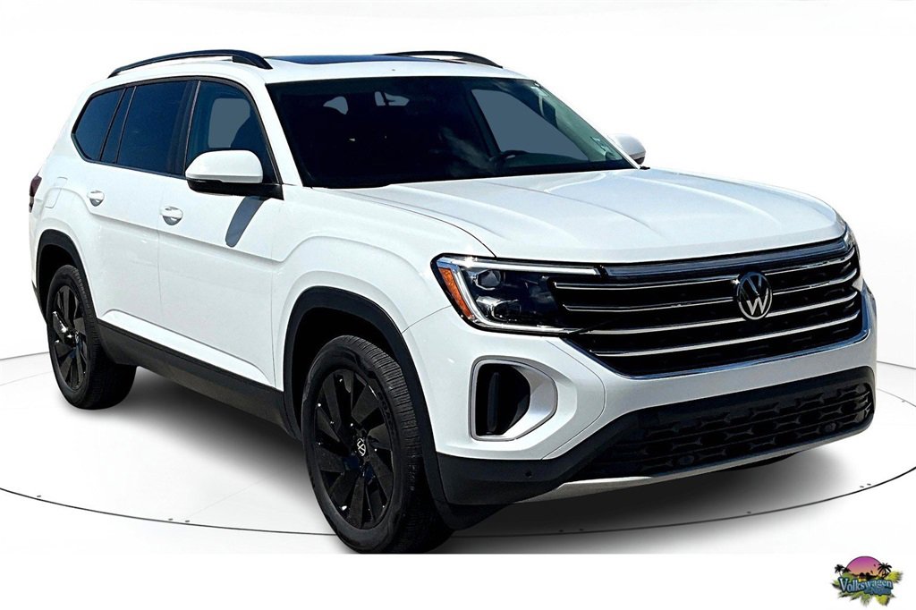 Certified 2025 Volkswagen Atlas SE w/ Panoramic Sunroof Package