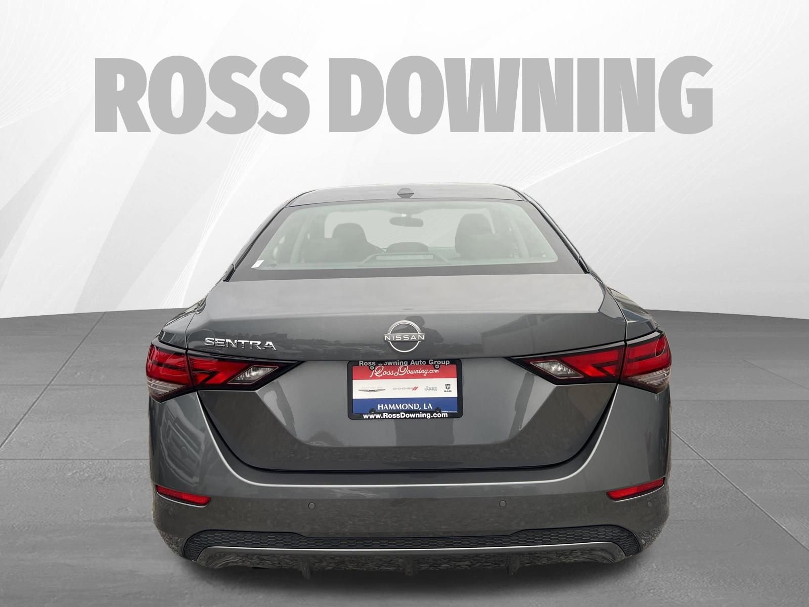 Used 2025 Nissan Sentra SV FWD image 5