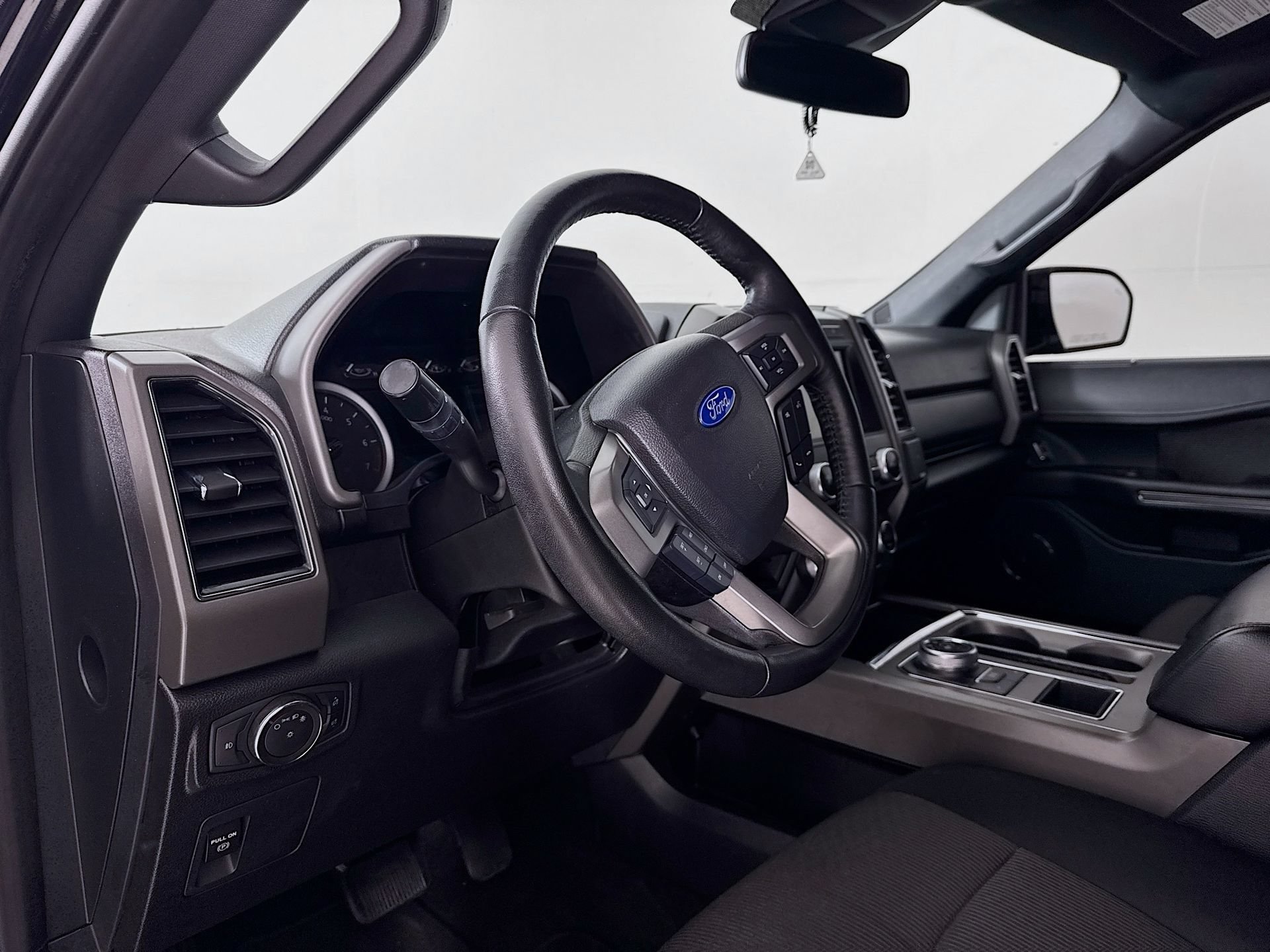 Used 2021 Ford Expedition XLT RWD image 10