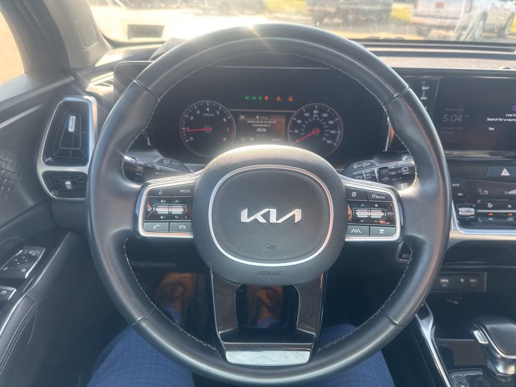 Used 2022 Kia Sorento SX image 14