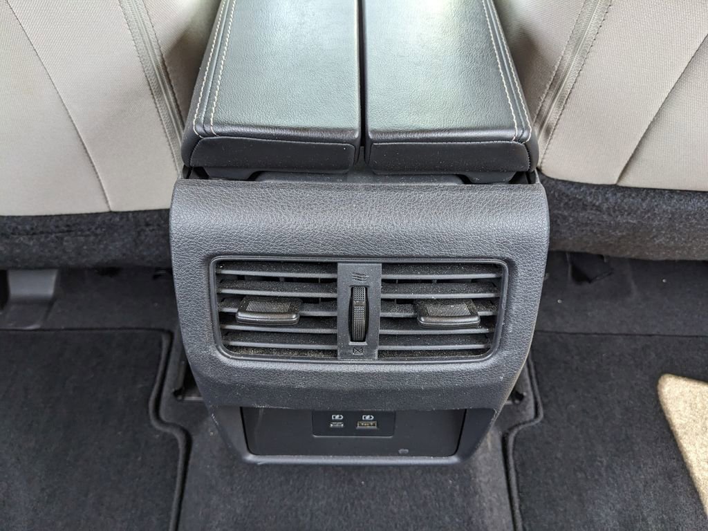 Used 2023 Nissan Rogue SV FWD image 34