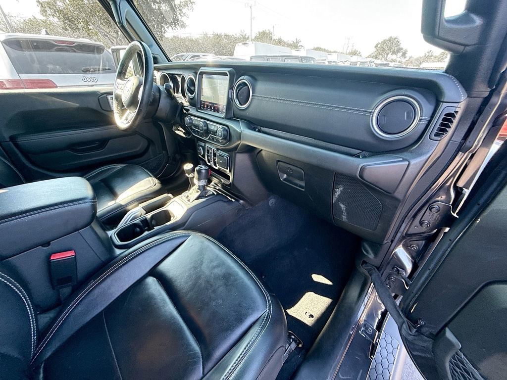 Used 2021 Jeep Wrangler Unlimited Sahara w/ Cold Weather Group image 37