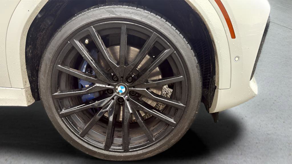 Used 2020 BMW X6 M50i w/ Executive Package image 38