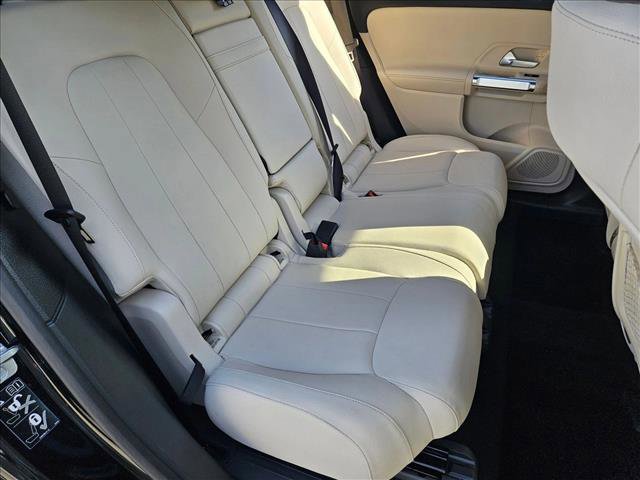 Used 2025 Mercedes-Benz GLB 250 image 18