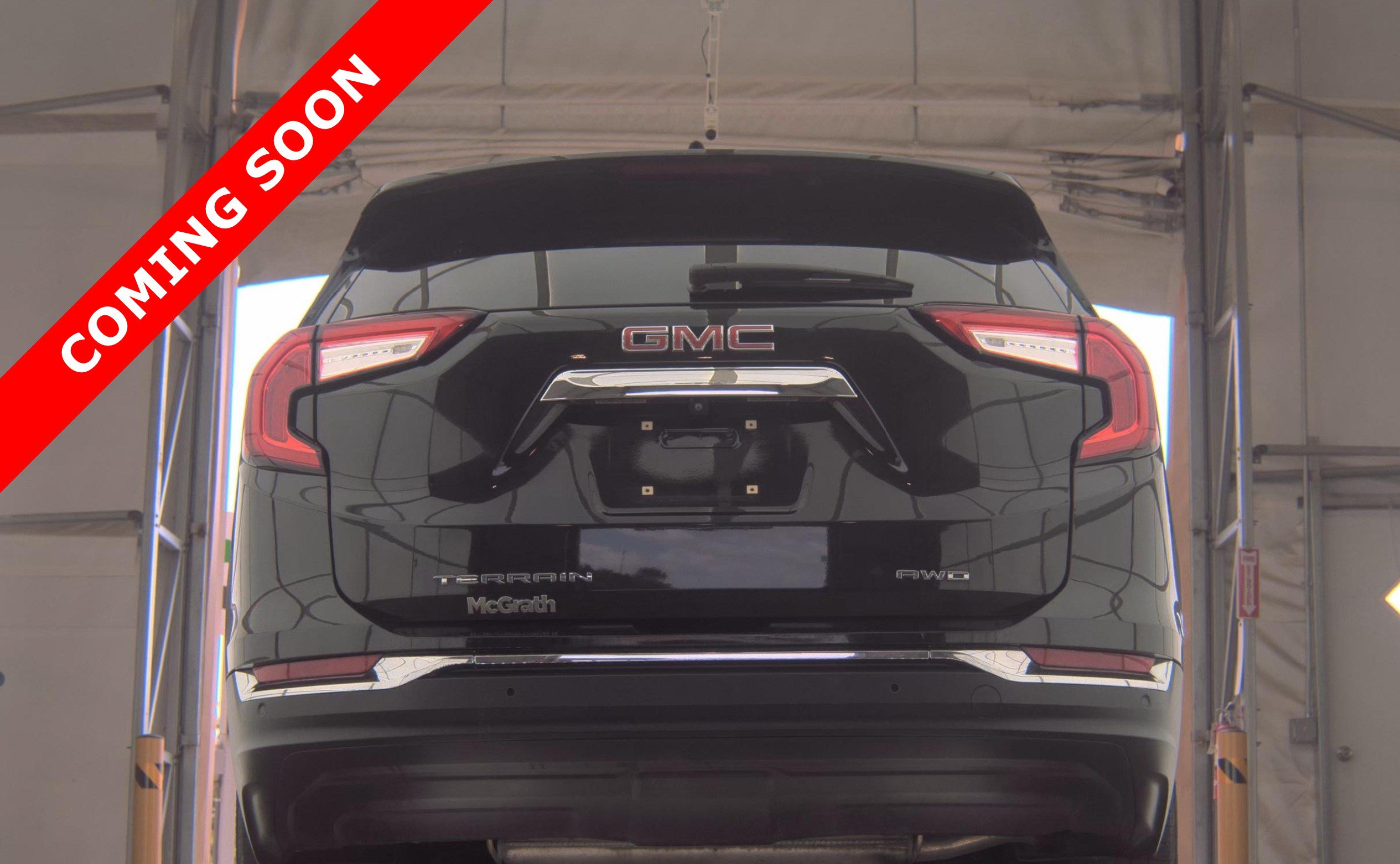 Used 2022 GMC Terrain SLT w/ Infotainment Package II AWD/4WD image 5