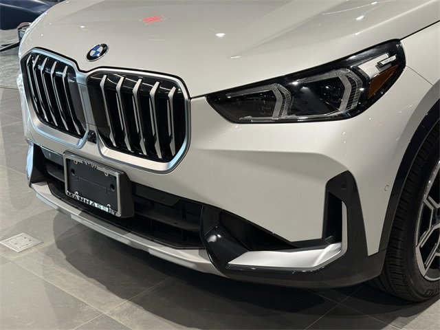 Used 2025 BMW X1 xDrive28i w/ Technology Package image 7