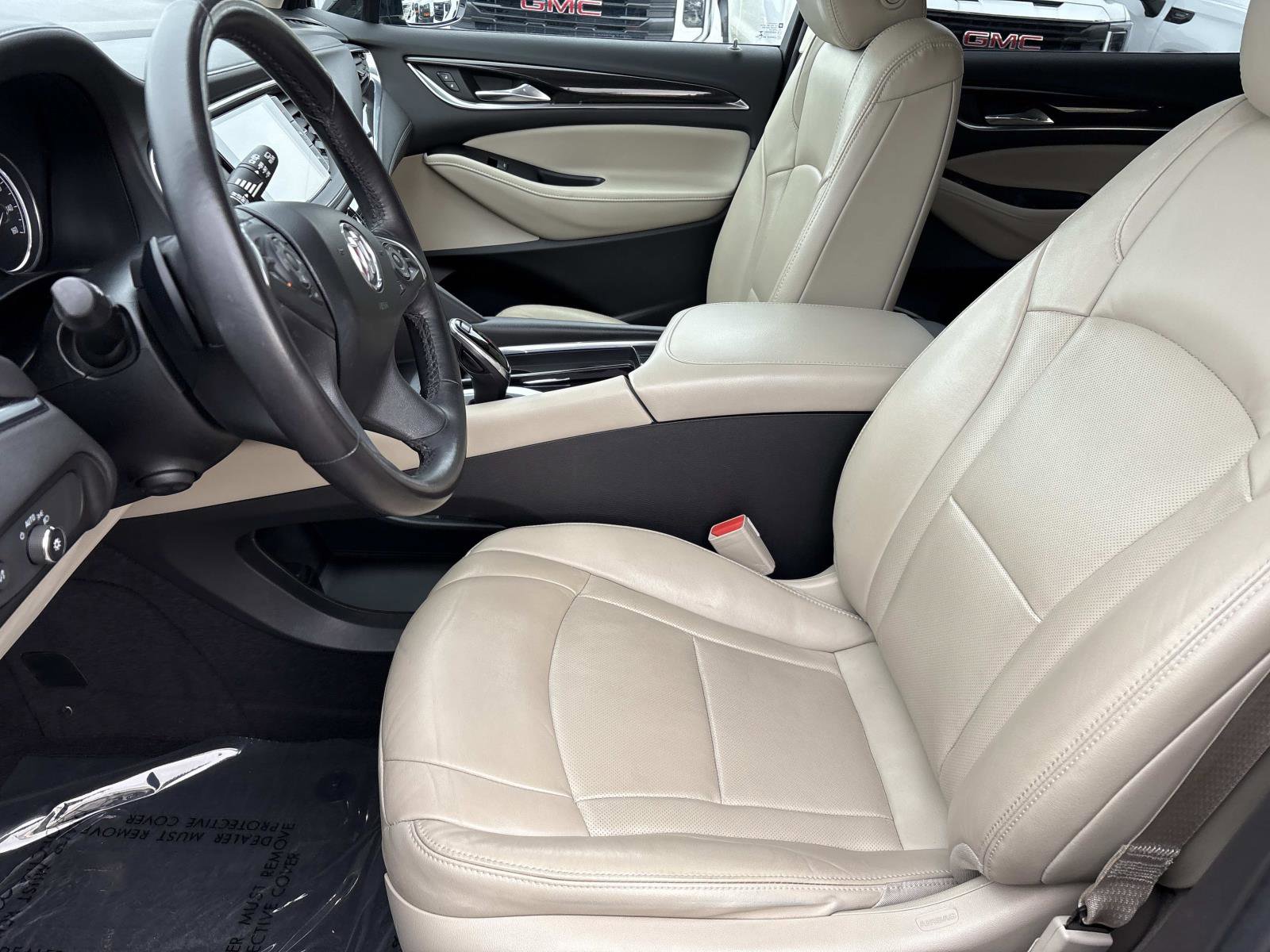 Used 2020 Buick Enclave Premium w/ LPO, Luxury Package image 15