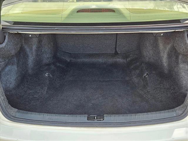 Used 2011 Acura TSX Sedan FWD image 6