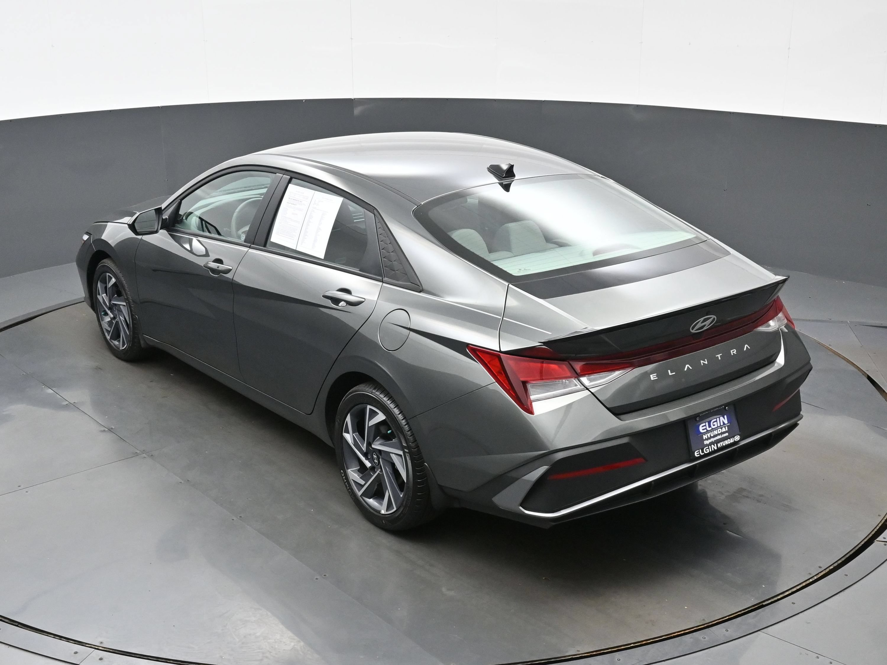 Certified 2025 Hyundai Elantra Sport FWD image 34