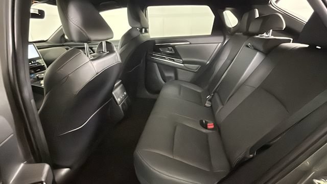 Used 2023 Subaru Solterra AWD image 27