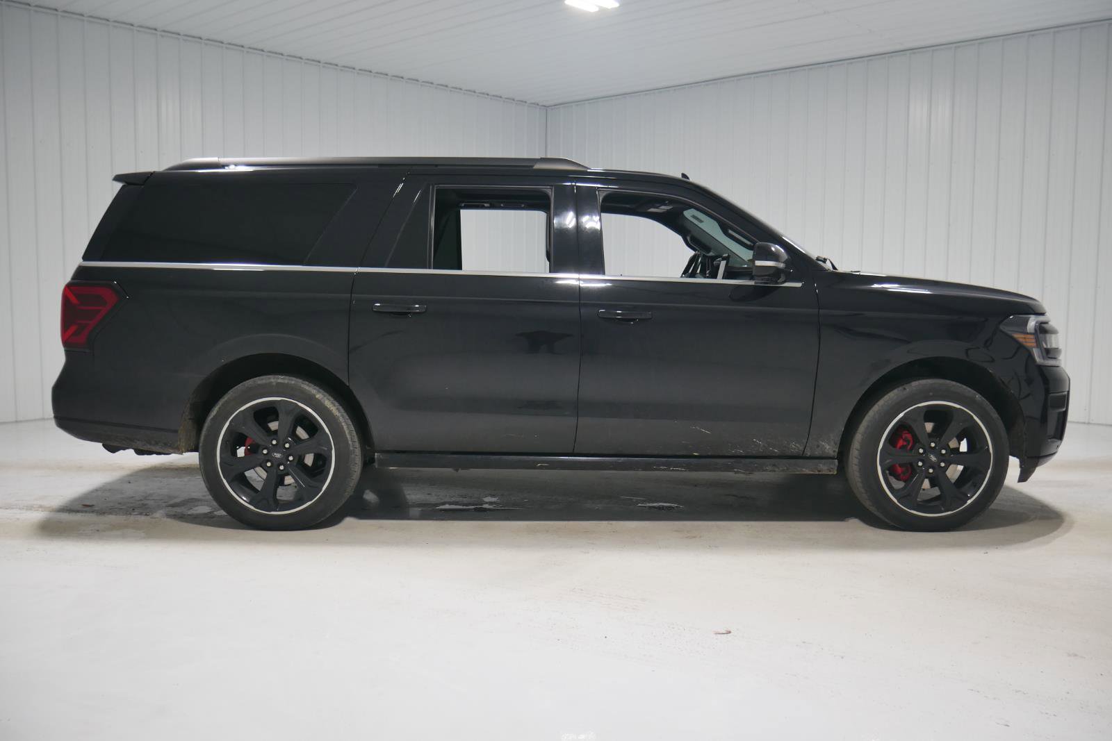 Certified 2022 Ford Expedition Max Limited image 4