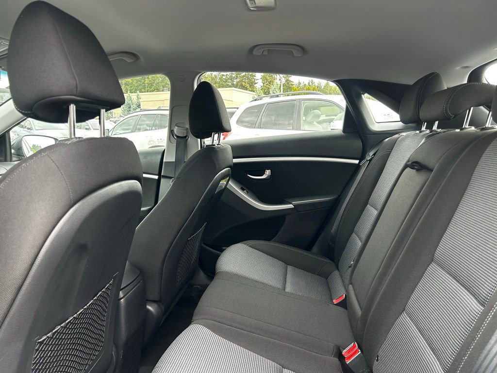 Used 2016 Hyundai Elantra GT w/ Option Group 02 FWD image 32